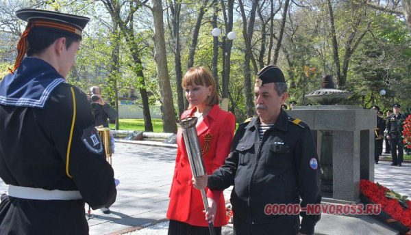 В рамках всероссийской акции частичка Вечного огня из города-героя Новороссийска будет доставлена в Москву