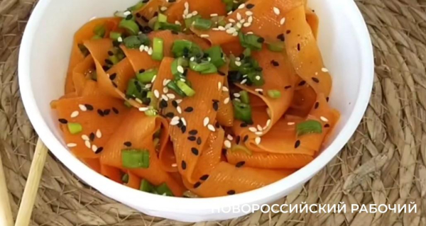 Острая закуска из моркови в азиатском стиле Острая закуска из моркови в азиатском стиле