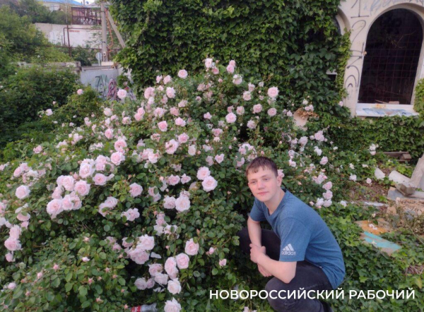 Выставлена на продажу самая знаменитая заброшка у моря под Новороссийском