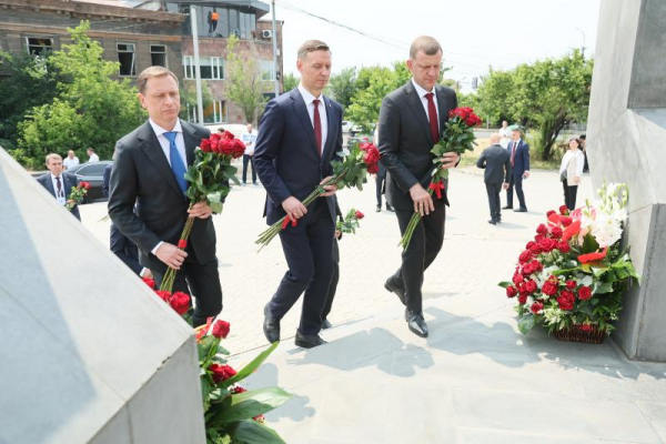 Губернатор Краснодарского края почтил память героев-казаков в Ереване