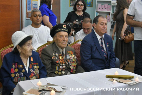 На 103-м году жизни вспомнить 43-й… Ветеран-легенда в гостях у города-героя Новороссийска