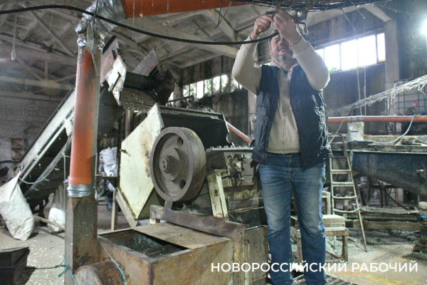 Много на себя взяли… В Новороссийске остановлен очередной эксперимент по раздельному сбору мусора Много на себя взяли… В Новороссийске остановлен очередной эксперимент по раздельному сбору мусора
