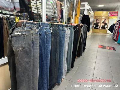 «Из-за таких, как ты, мы и закроемся!» Вещевому рынку в Новороссийске дают год