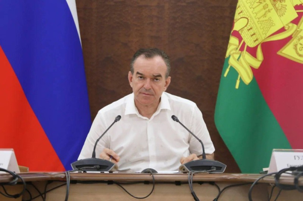  ВЕНИАМИН КОНДРАТЬЕВ: «КОНТРОЛЬ ЗА ОБОРОТОМ АЛКОГОЛЯ НА МЕСТАХ ДОЛЖНЫ ВЕСТИ ЕЖЕДНЕВНО» 