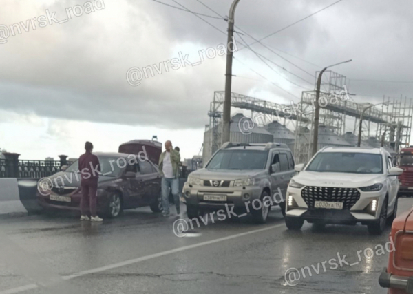 «Мертвая пробка!»: ДТП в Новороссийске парализовало движение автотранспорта