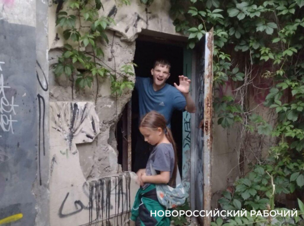 Выставлена на продажу самая знаменитая заброшка у моря под Новороссийском