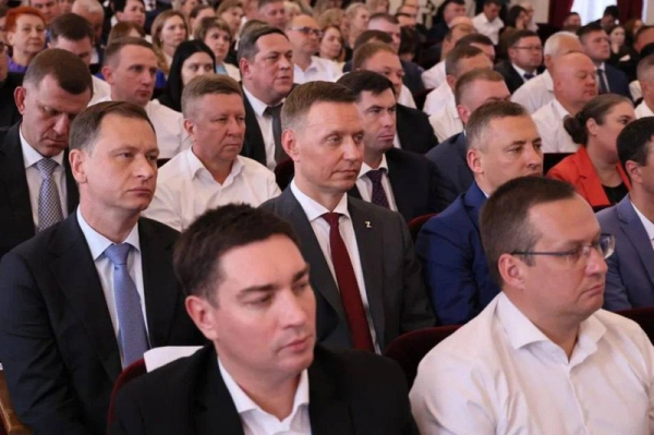  Глава Новороссийска Андрей Кравченко принял участие в совещании по развитию региона 