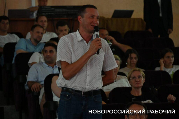 Сергей Сазонов — депутат из Новороссийска, который выиграл праймериз и готов передать «незавершенку» преемнику