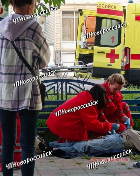 В Новороссийске школьники спасли жизнь человеку