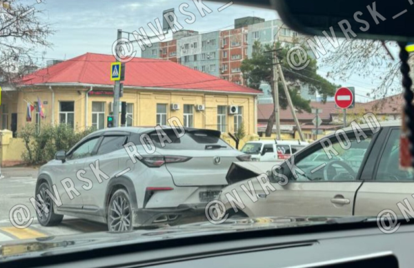 Подросток угодил под колеса иномарки: сколько ДТП произошло в Новороссийске Подросток угодил под колеса иномарки: сколько ДТП произошло в Новороссийске