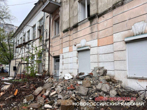 В Новороссийске стерли с лица земли здание дореволюционного пивоваренного завода «Бавария»