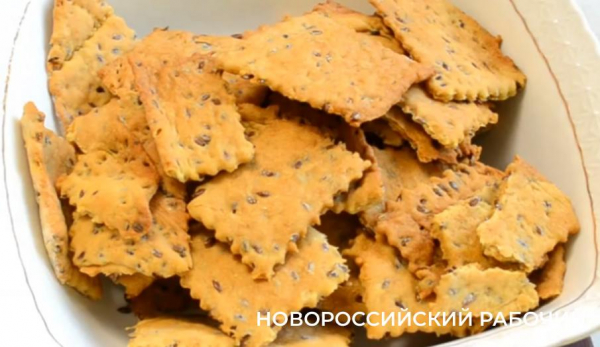 Хрустящие крекеры с семенами льна