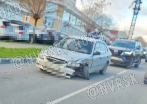 Мостик невезения калечит машины в Новороссийске