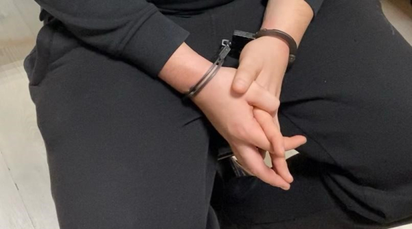 В Новороссийске две приезжие похитили драгоценности на полмиллиона рублей