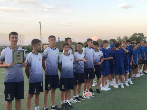Спортсмен из Новороссийска стал лучшим вратарём спартакиады среди школьников по хоккею на траве