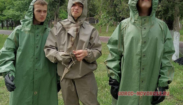 Летние каникулы с пользой: юные казаки Новороссийска осваивают азы науки побеждать