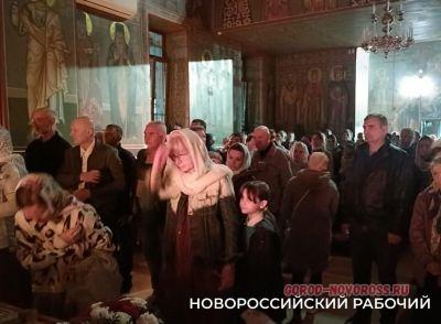 Новороссийск встречает праздник Светлой Пасхи! Фоторепортаж