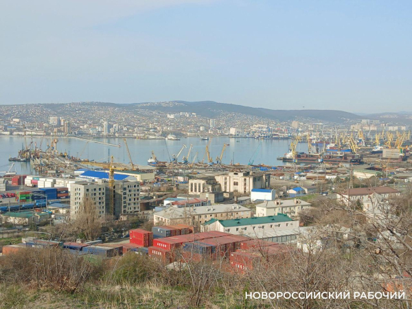 Советы дня на 31 июля: о масштабном пиаре, памятнике Неизвестному матросу и любимых книжках Советы дня на 31 июля: о масштабном пиаре, памятнике Неизвестному матросу и любимых книжках
