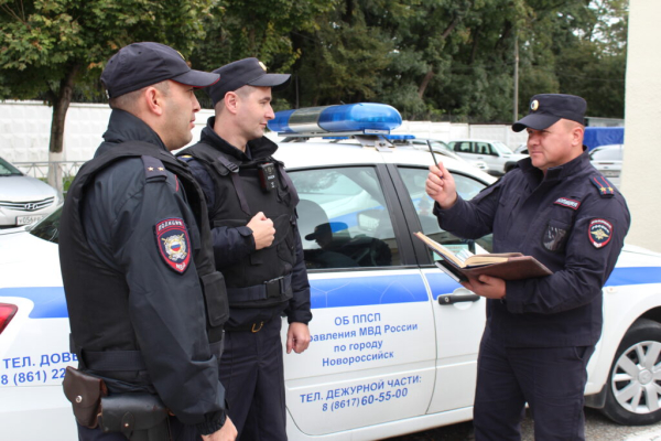 Сегодня – день полиции. Главный дозорный Новороссийска Александр Зайцев: «Никогда не жалел о своем выборе!» Сегодня – день полиции. Главный дозорный Новороссийска Александр Зайцев: «Никогда не жалел о своем выборе!»